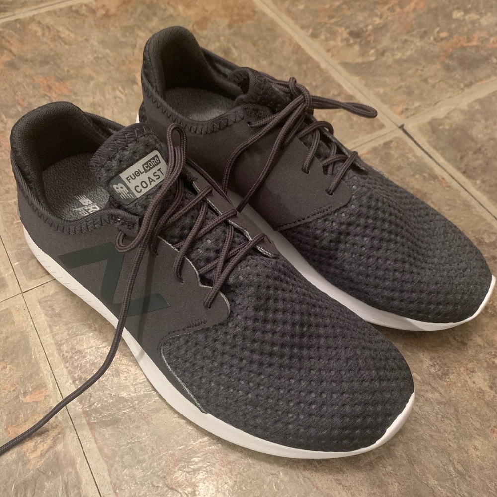 New Balance FuelCore Coast v3 gray